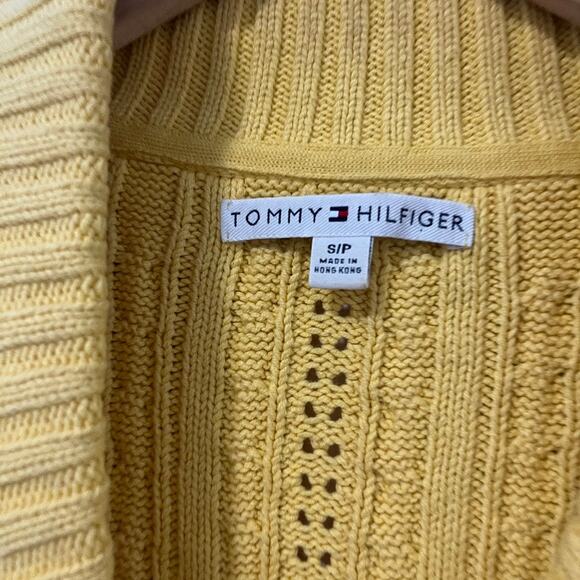 Tommy Hilfiger Yellow Cable Knit Cropped Sweater Size Small - Picture 3 of 5